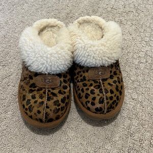 Ugg slippers. Leopard print